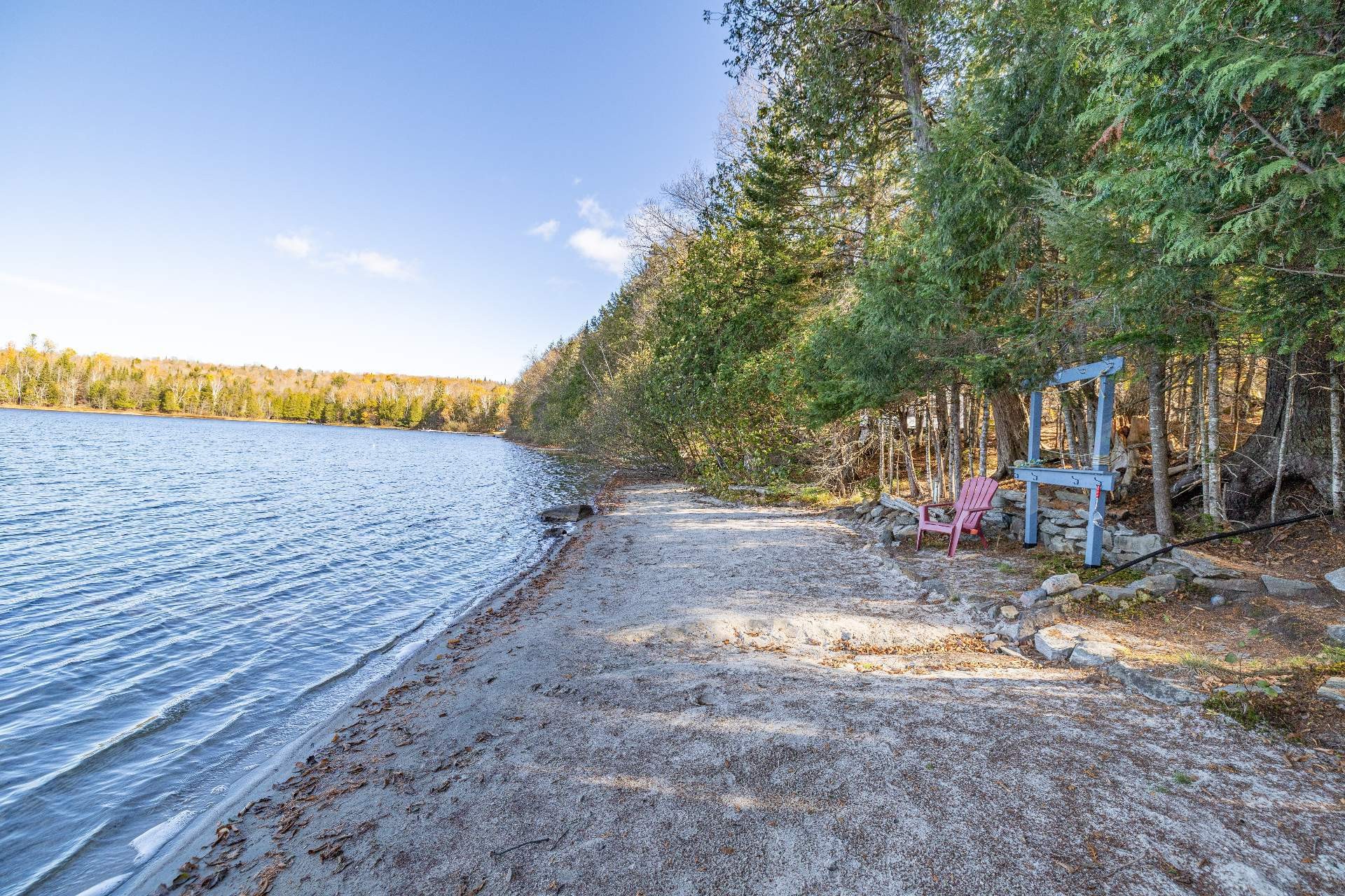 









105


Ch. des Geais-Bleus

,
Nominingue,




QC
J0W1R0

