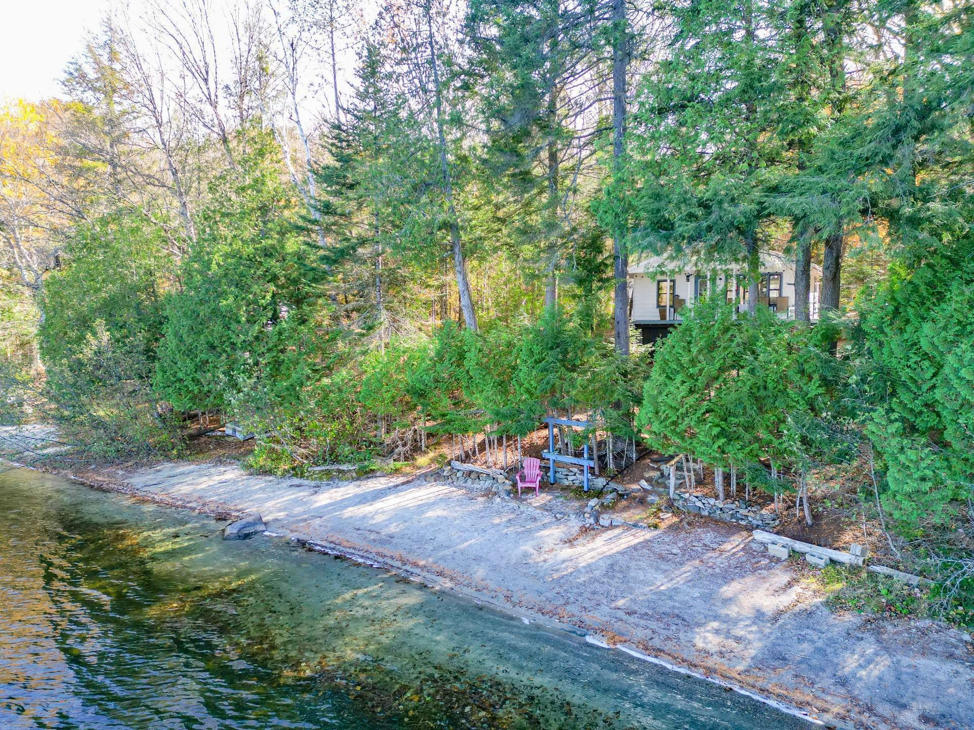 









105


Ch. des Geais-Bleus

,
Nominingue,




QC
J0W1R0

