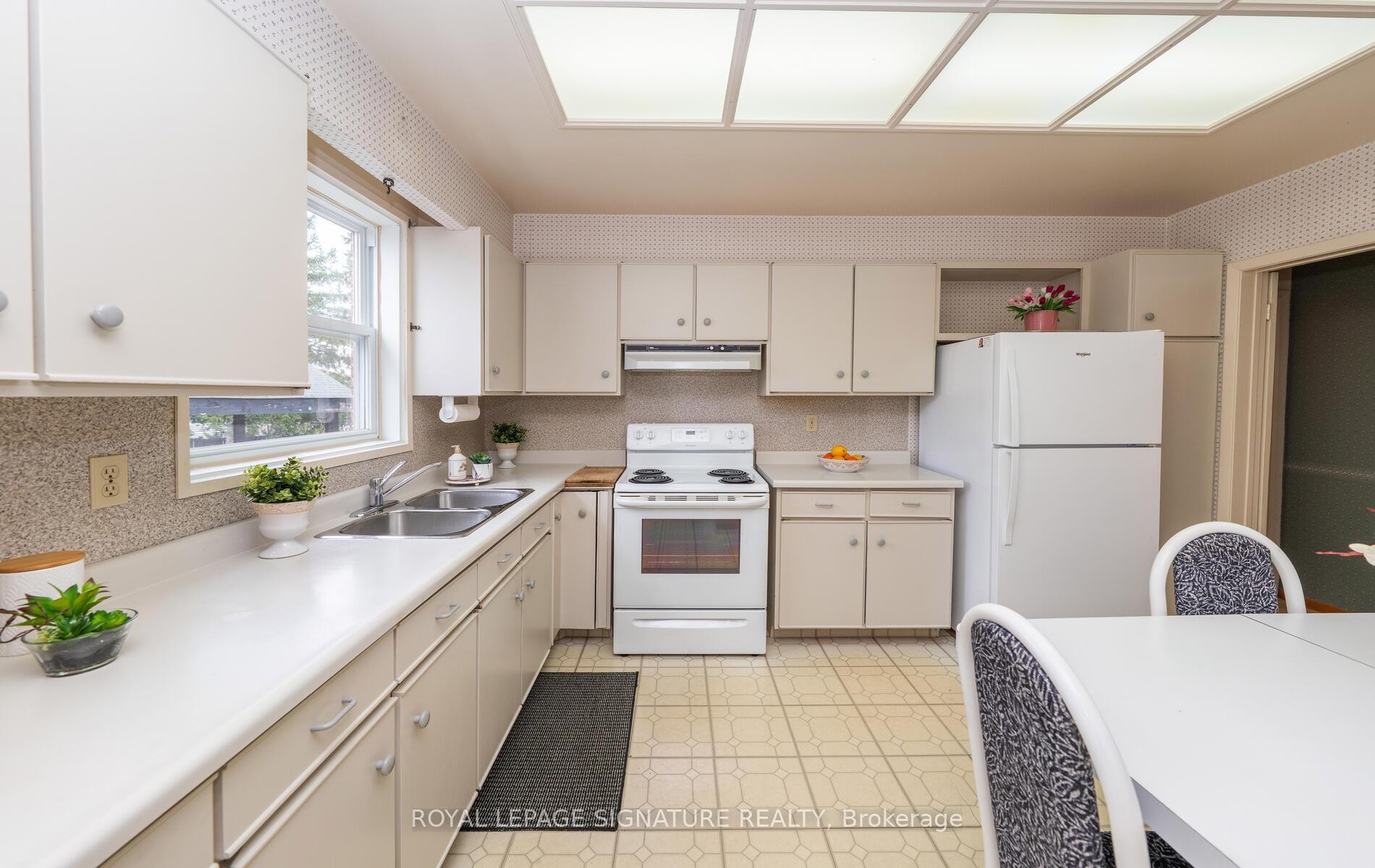 









69


Kilkenny

Drive,
Toronto,




ON
M1W 1J9

