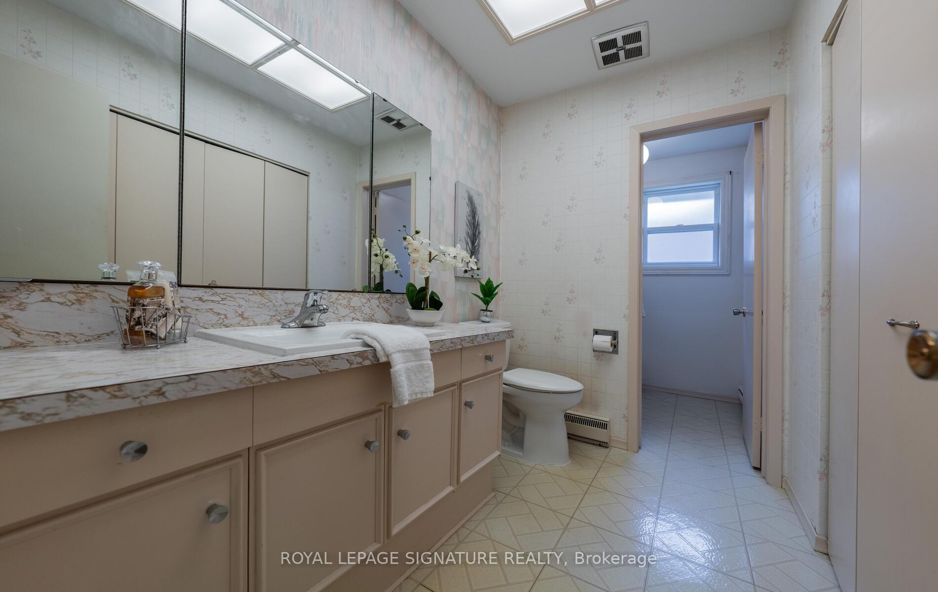 









69


Kilkenny

Drive,
Toronto,




ON
M1W 1J9

