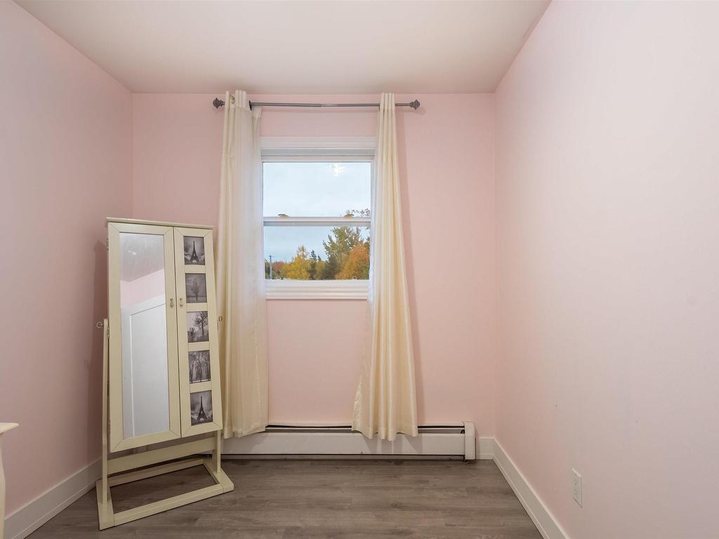 












42 King Grove Road

,
Millville,




NS
B1Y 2B9

