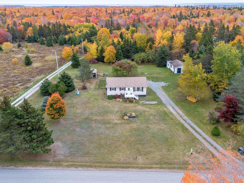 












42 King Grove Road

,
Millville,




NS
B1Y 2B9

