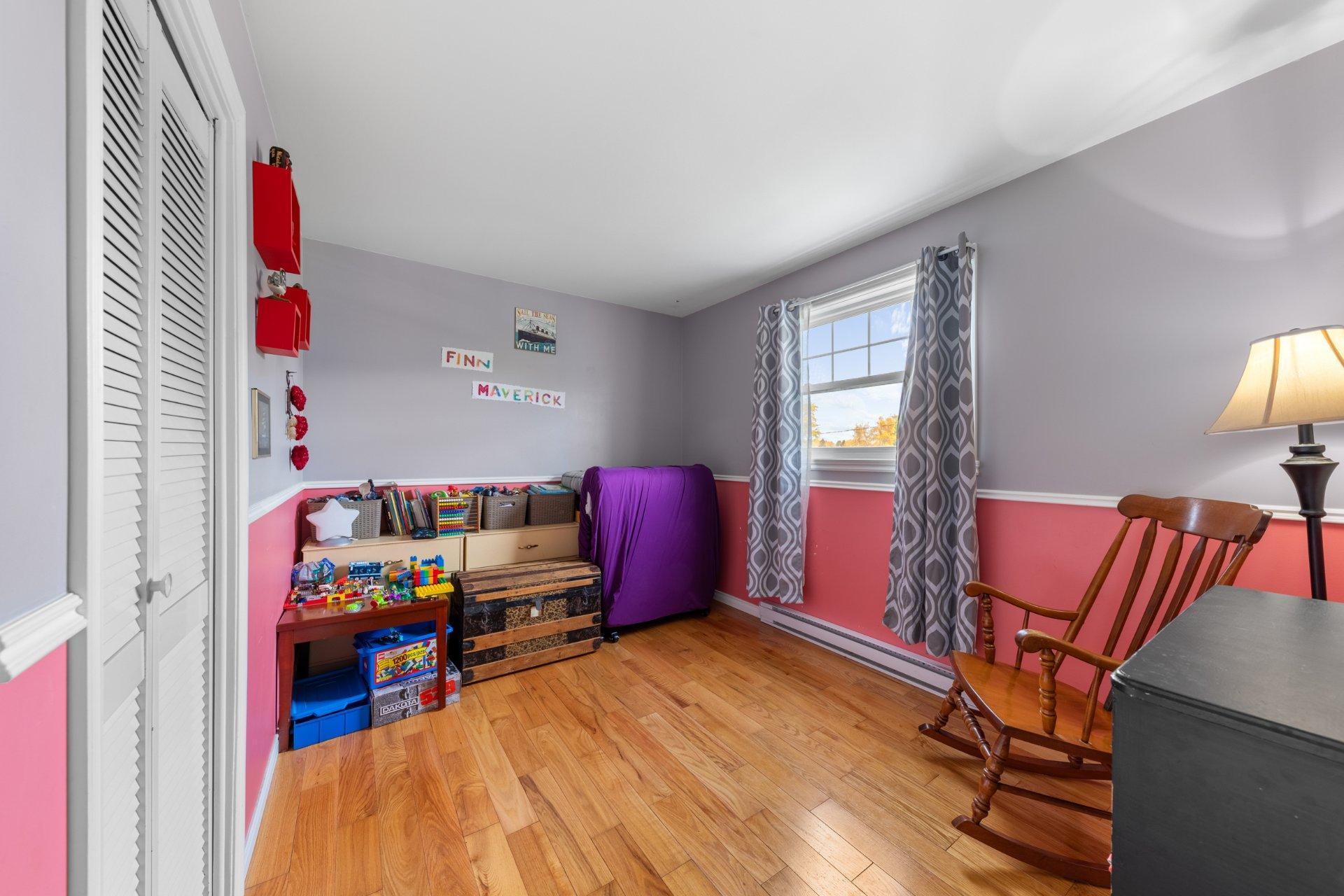 









81


Rue Bernard

,
Saint-Jean-sur-Richelieu,




QC
J3B7X1

