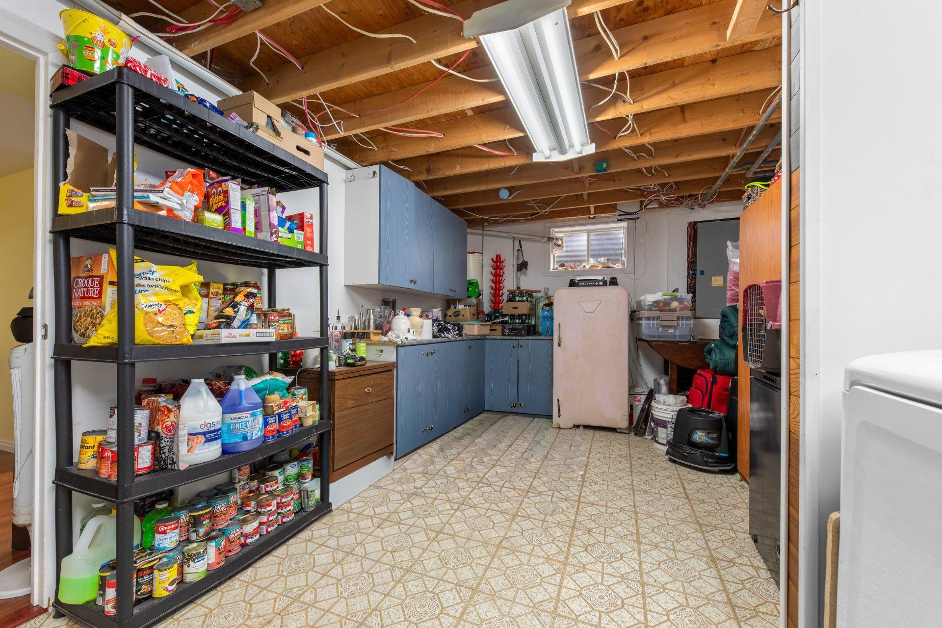 









81


Rue Bernard

,
Saint-Jean-sur-Richelieu,




QC
J3B7X1

