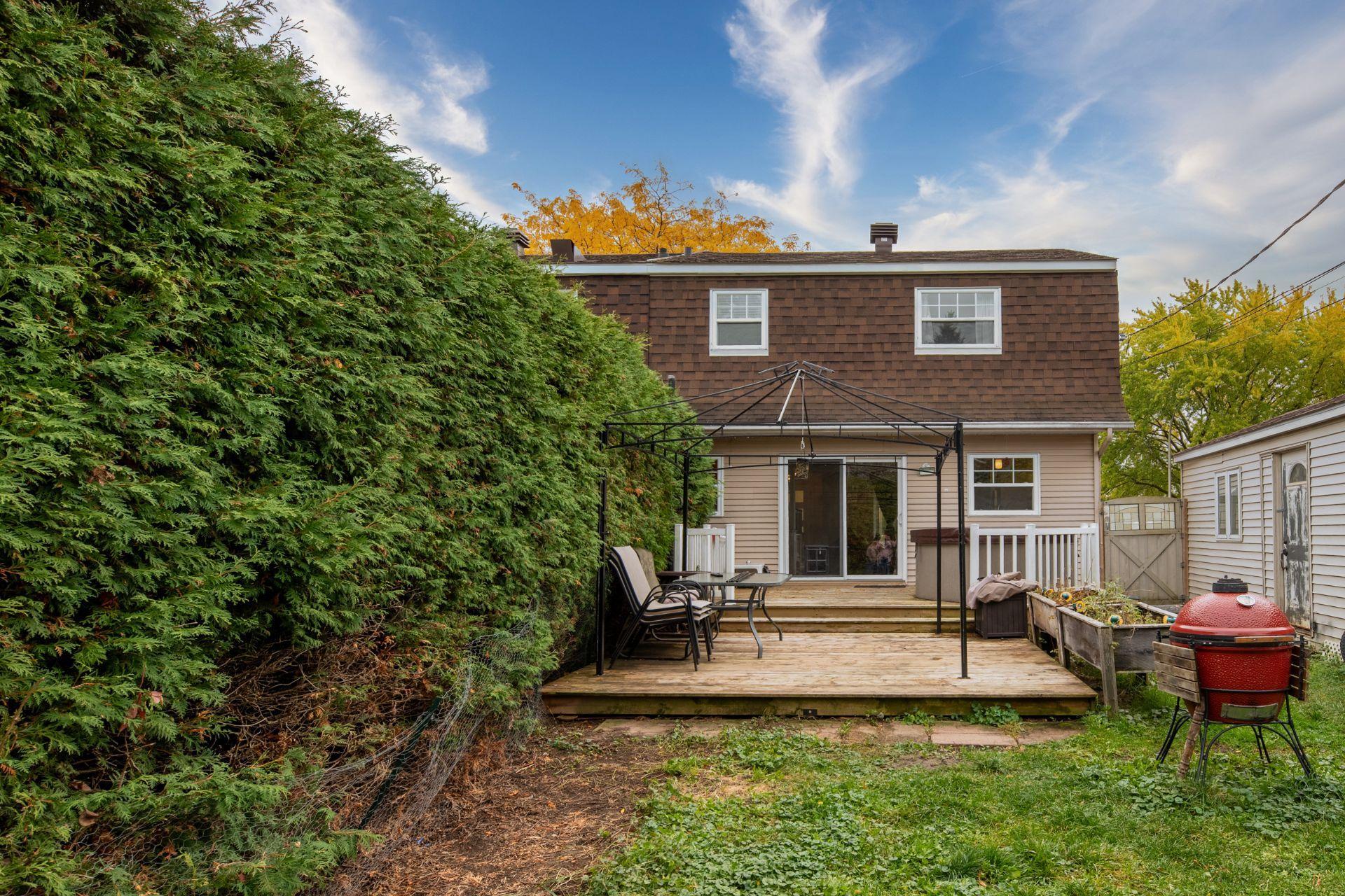 









81


Rue Bernard

,
Saint-Jean-sur-Richelieu,




QC
J3B7X1

