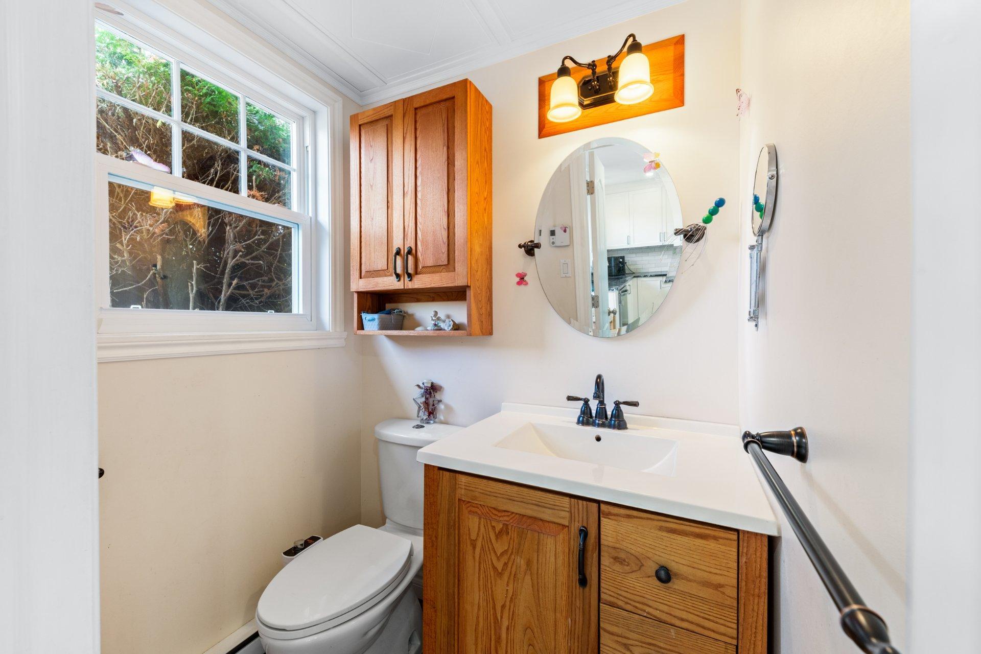 









81


Rue Bernard

,
Saint-Jean-sur-Richelieu,




QC
J3B7X1

