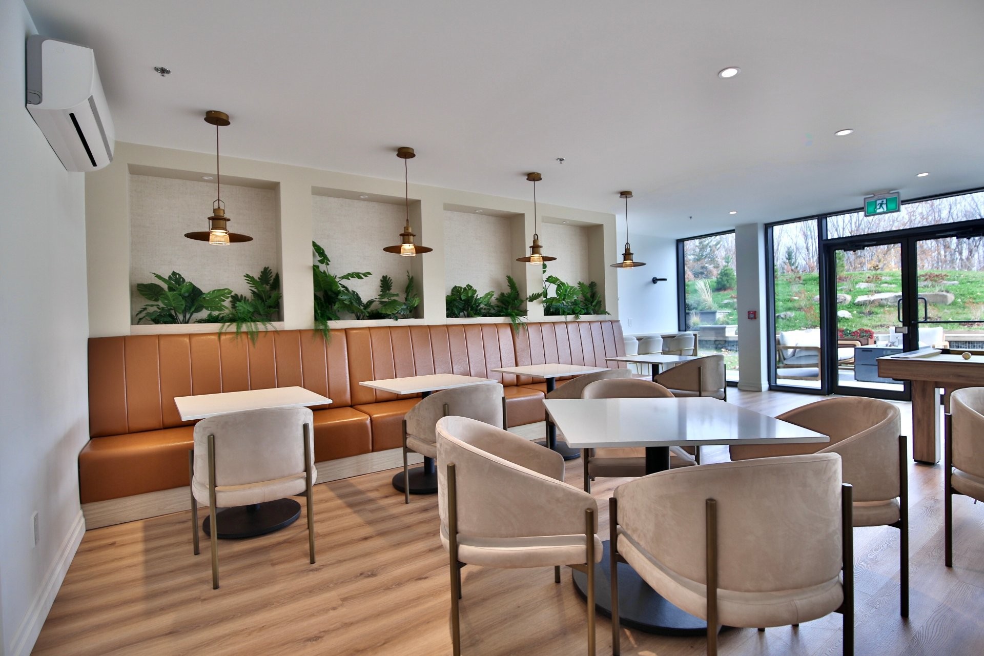 









2000


Rue Benoit

, 122,
Saint-Bruno-de-Montarville,




QC
J3V6N5

