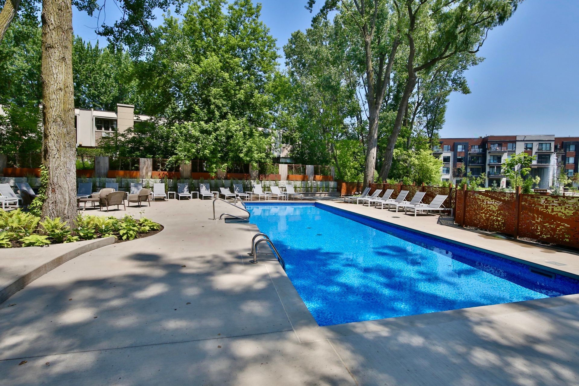 









2000


Rue Benoit

, 122,
Saint-Bruno-de-Montarville,




QC
J3V6N5

