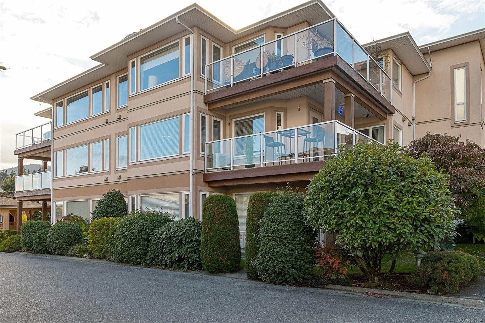 









100


Gifford

Rd, 44,
Ladysmith,




BC
V9G 1A1

