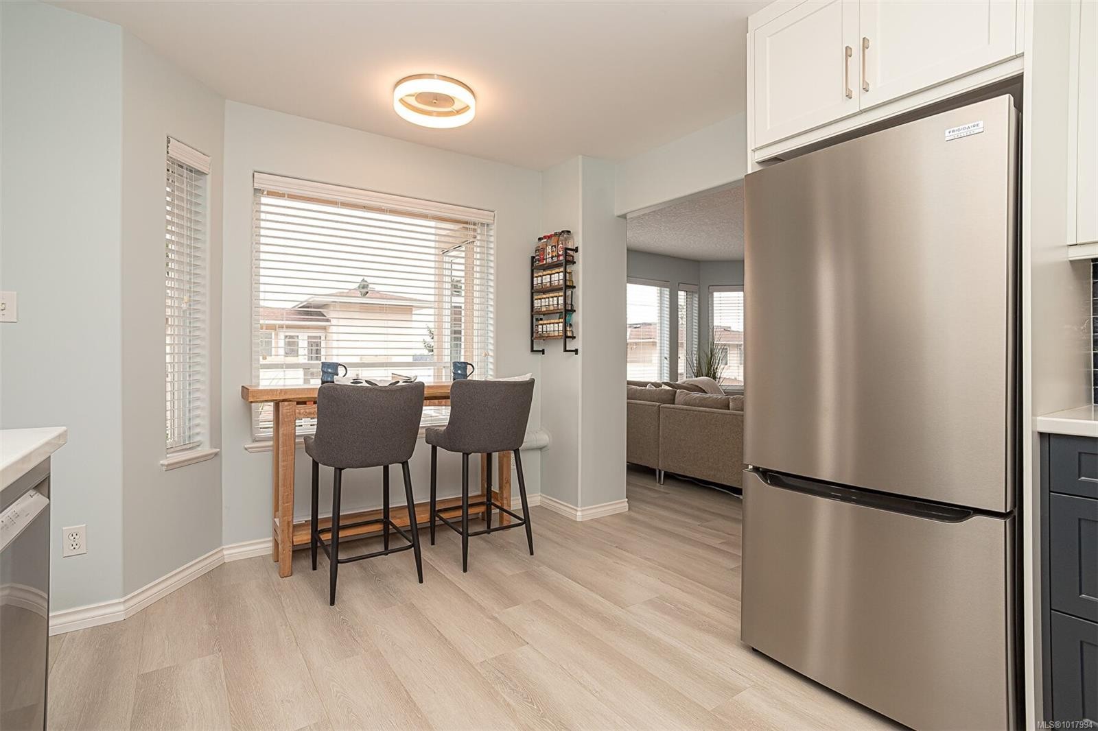 









100


Gifford

Rd, 44,
Ladysmith,




BC
V9G 1A1

