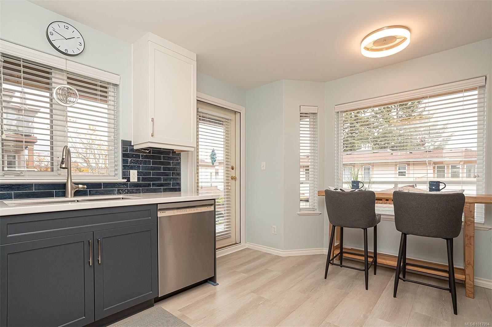 









100


Gifford

Rd, 44,
Ladysmith,




BC
V9G 1A1

