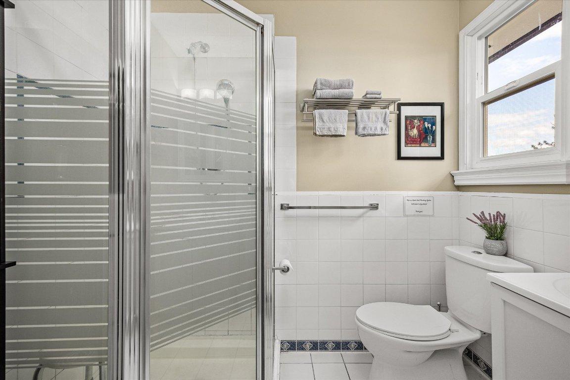 









5821


Atkinson

Crescent,
Peachland,




BC
V0H 1X4

