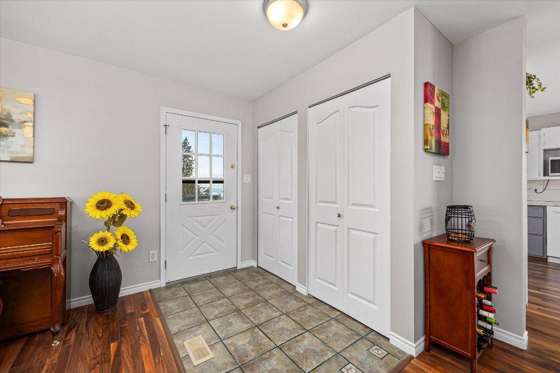 









5821


Atkinson

Crescent,
Peachland,




BC
V0H 1X4

