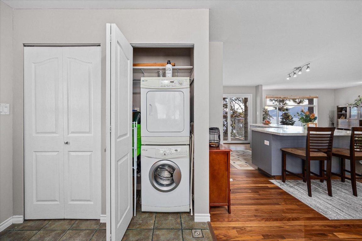 









5821


Atkinson

Crescent,
Peachland,




BC
V0H 1X4

