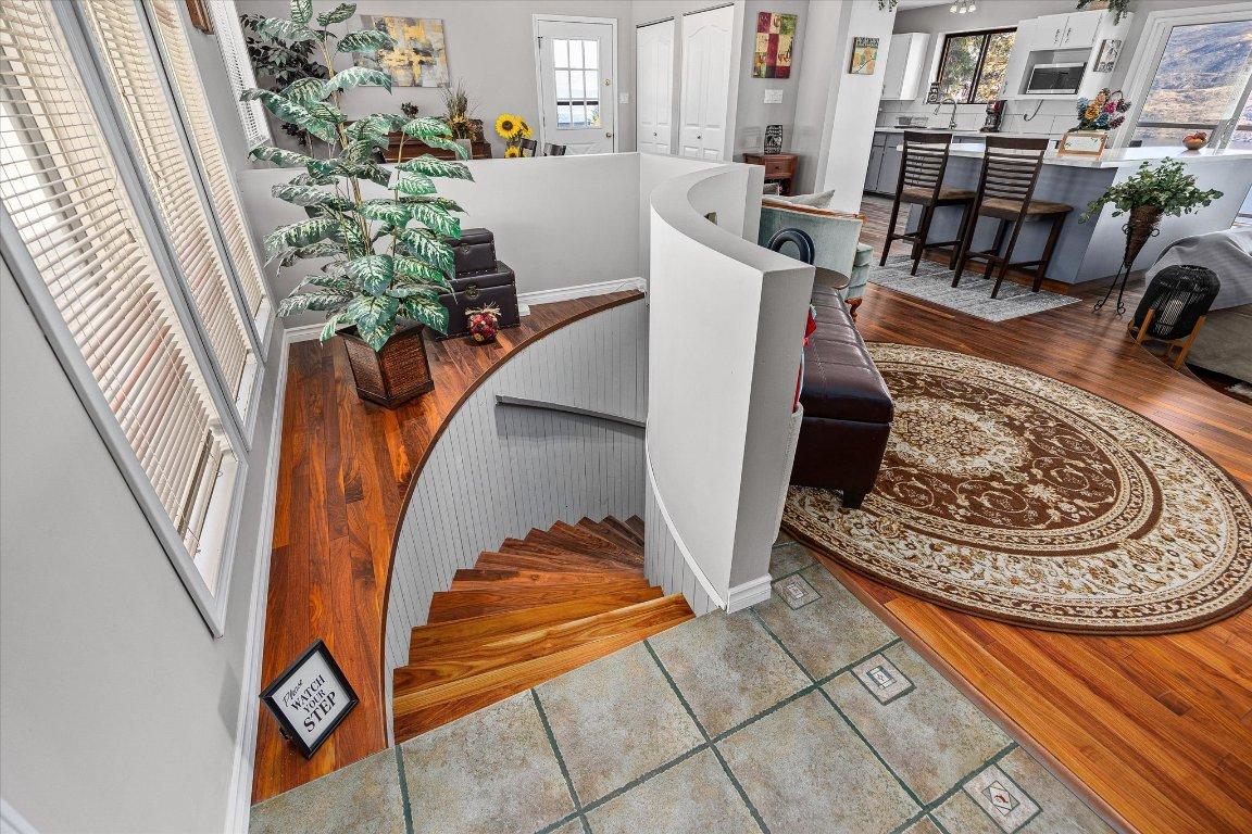 









5821


Atkinson

Crescent,
Peachland,




BC
V0H 1X4

