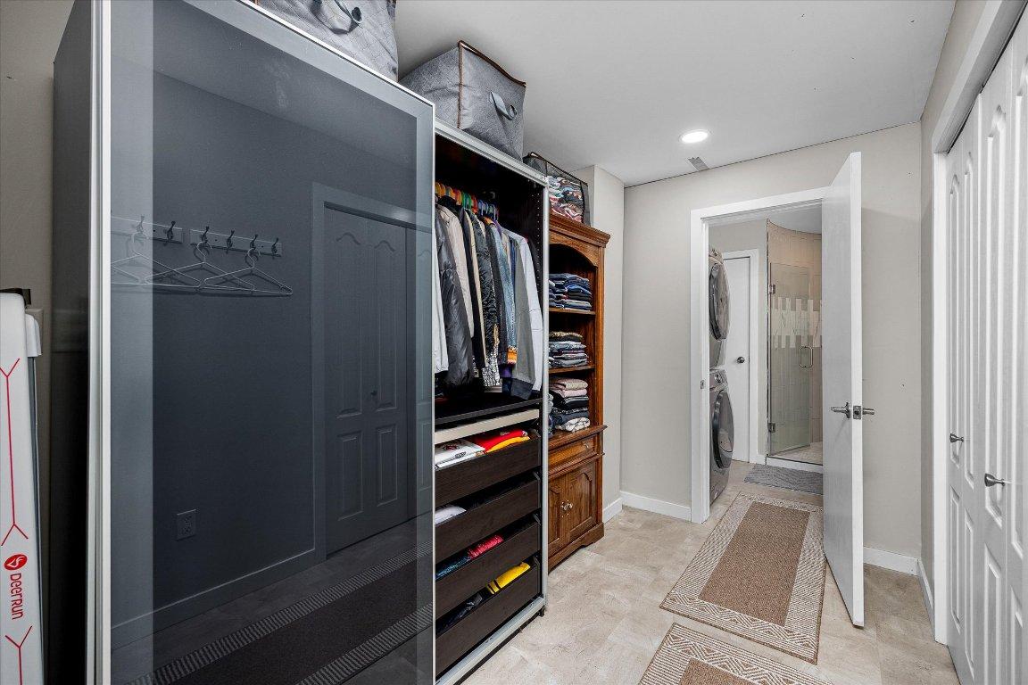 









5821


Atkinson

Crescent,
Peachland,




BC
V0H 1X4

