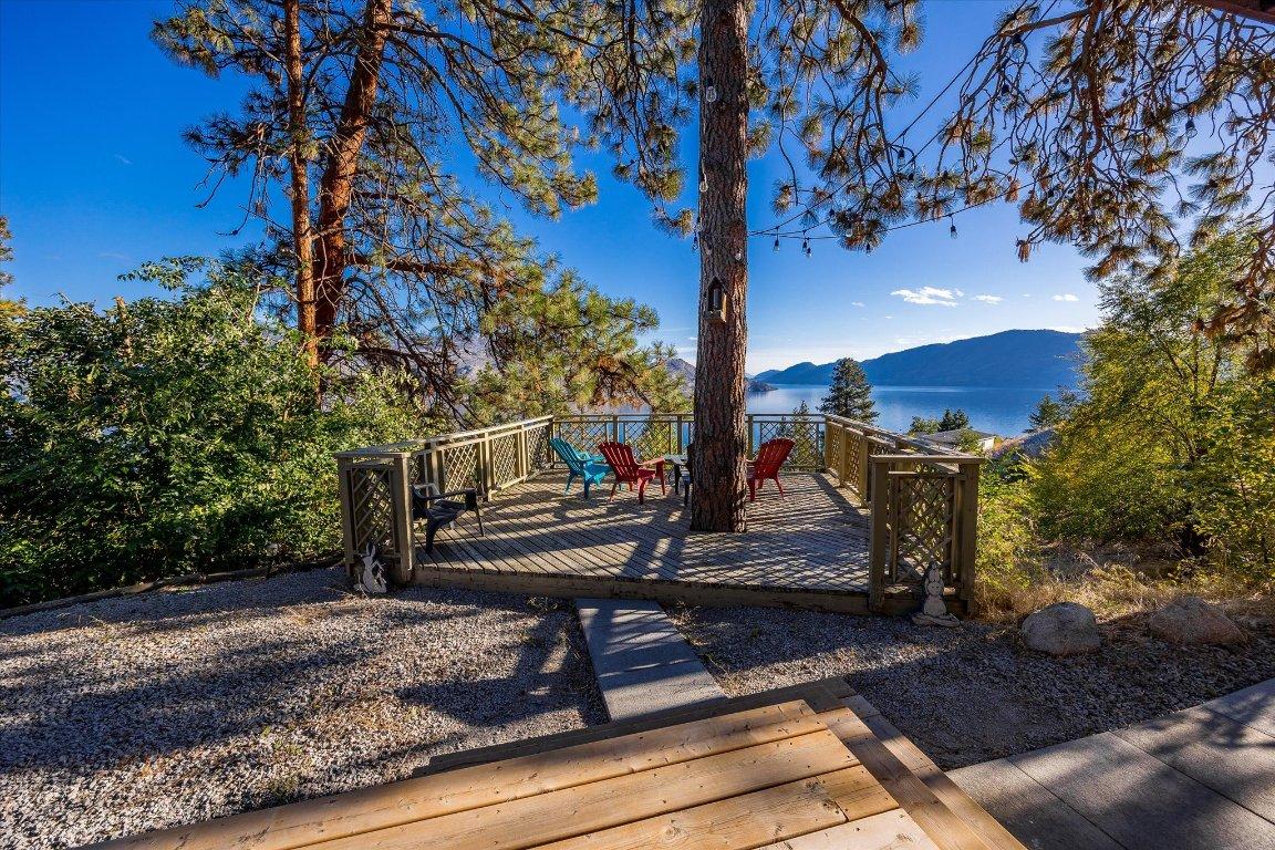 









5821


Atkinson

Crescent,
Peachland,




BC
V0H 1X4

