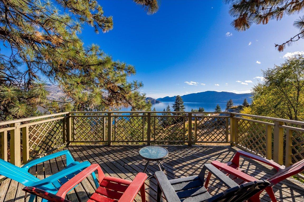 









5821


Atkinson

Crescent,
Peachland,




BC
V0H 1X4

