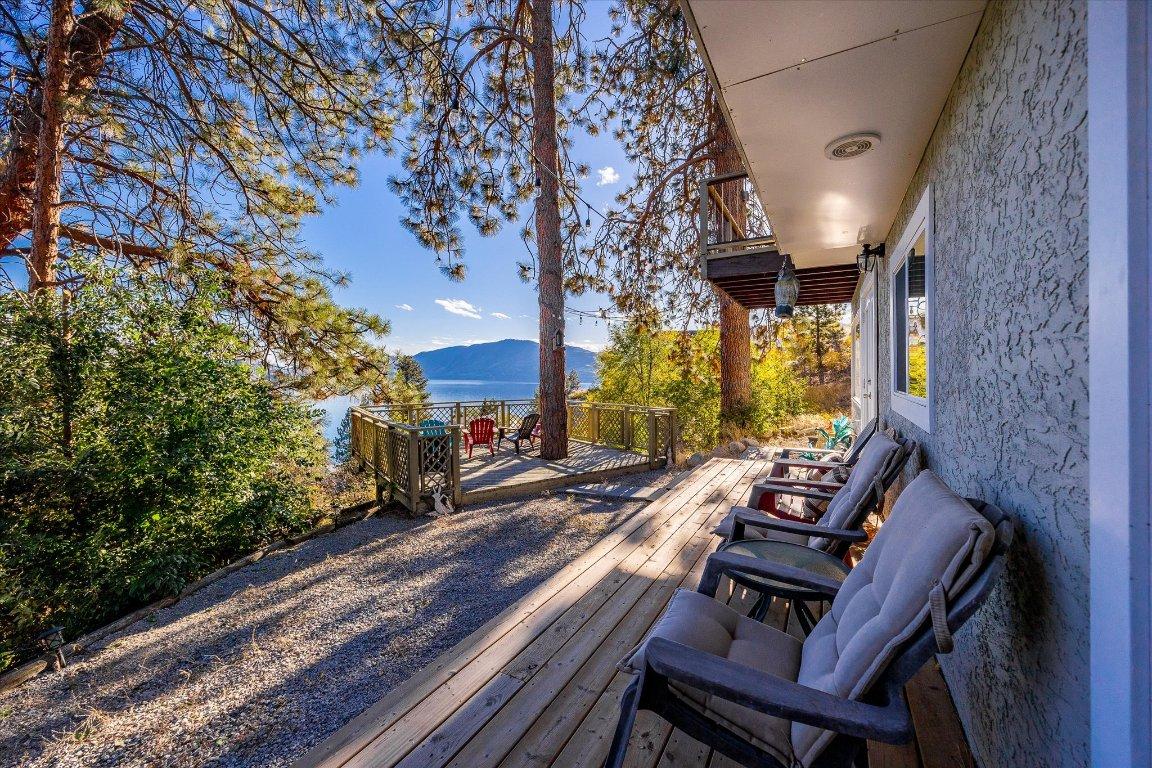 









5821


Atkinson

Crescent,
Peachland,




BC
V0H 1X4

