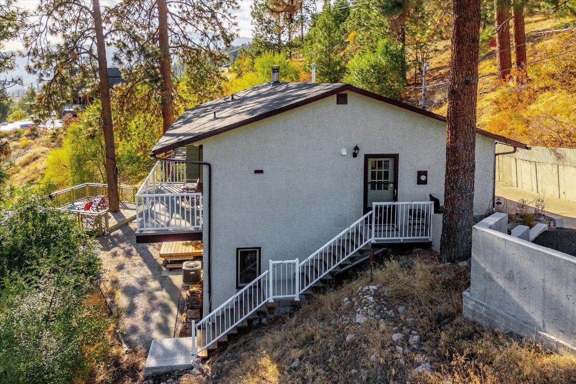 









5821


Atkinson

Crescent,
Peachland,




BC
V0H 1X4

