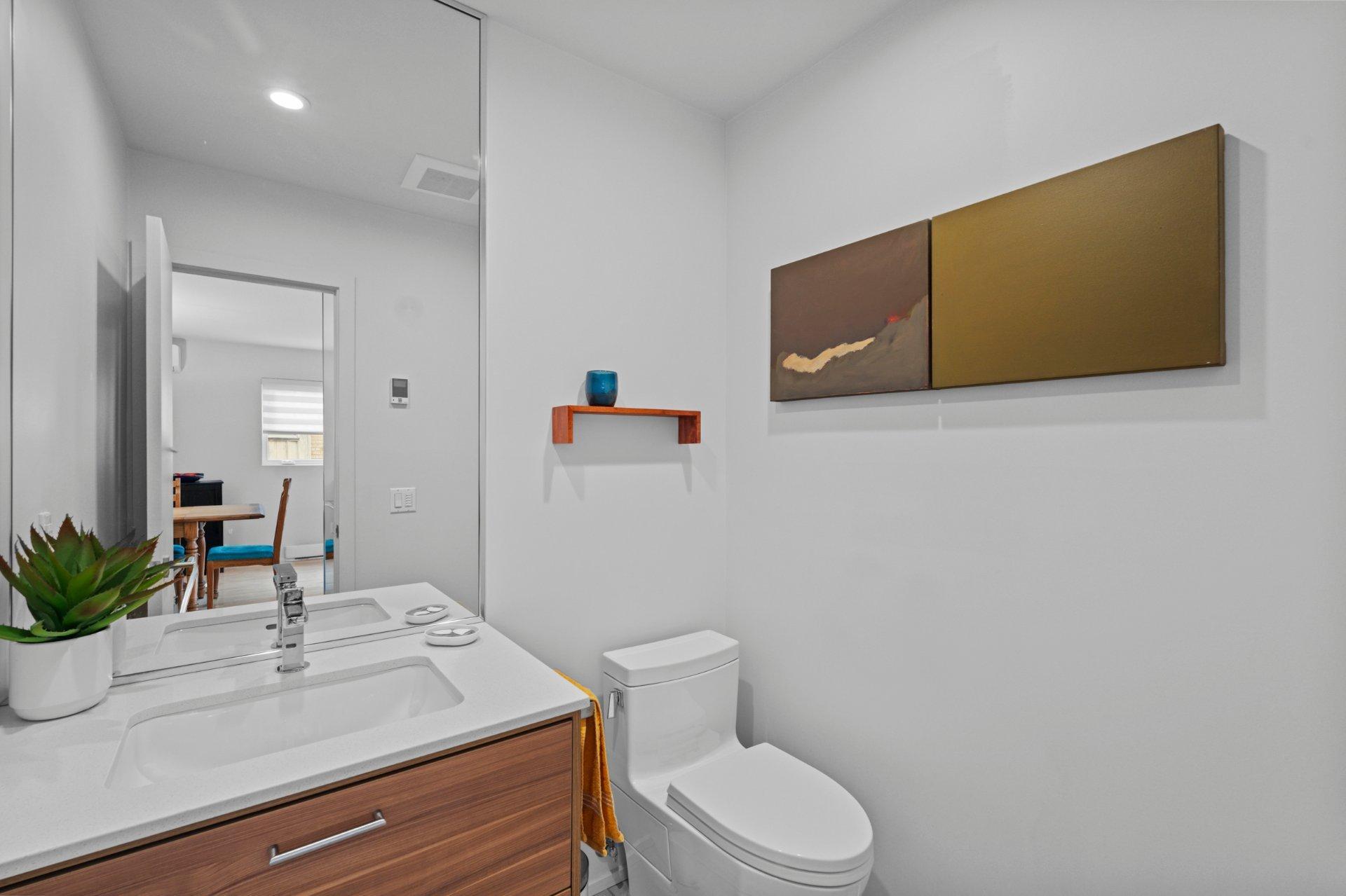 









8509


Av. André-Grasset

,
Montréal (Ahuntsic-Cartierville),




QC
H2M2M5

