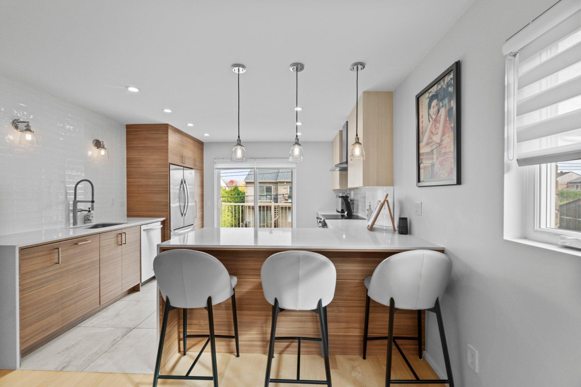 









8509


Av. André-Grasset

,
Montréal (Ahuntsic-Cartierville),




QC
H2M2M5

