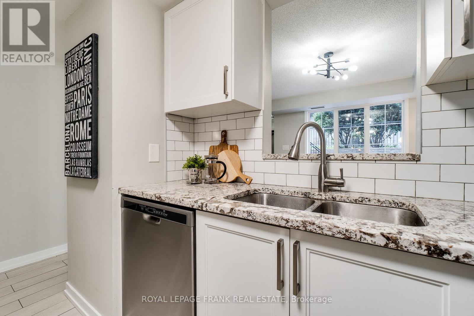 












121 - 70 DOURO STREET

,
Toronto (Niagara),




Ontario
M6K3N4

