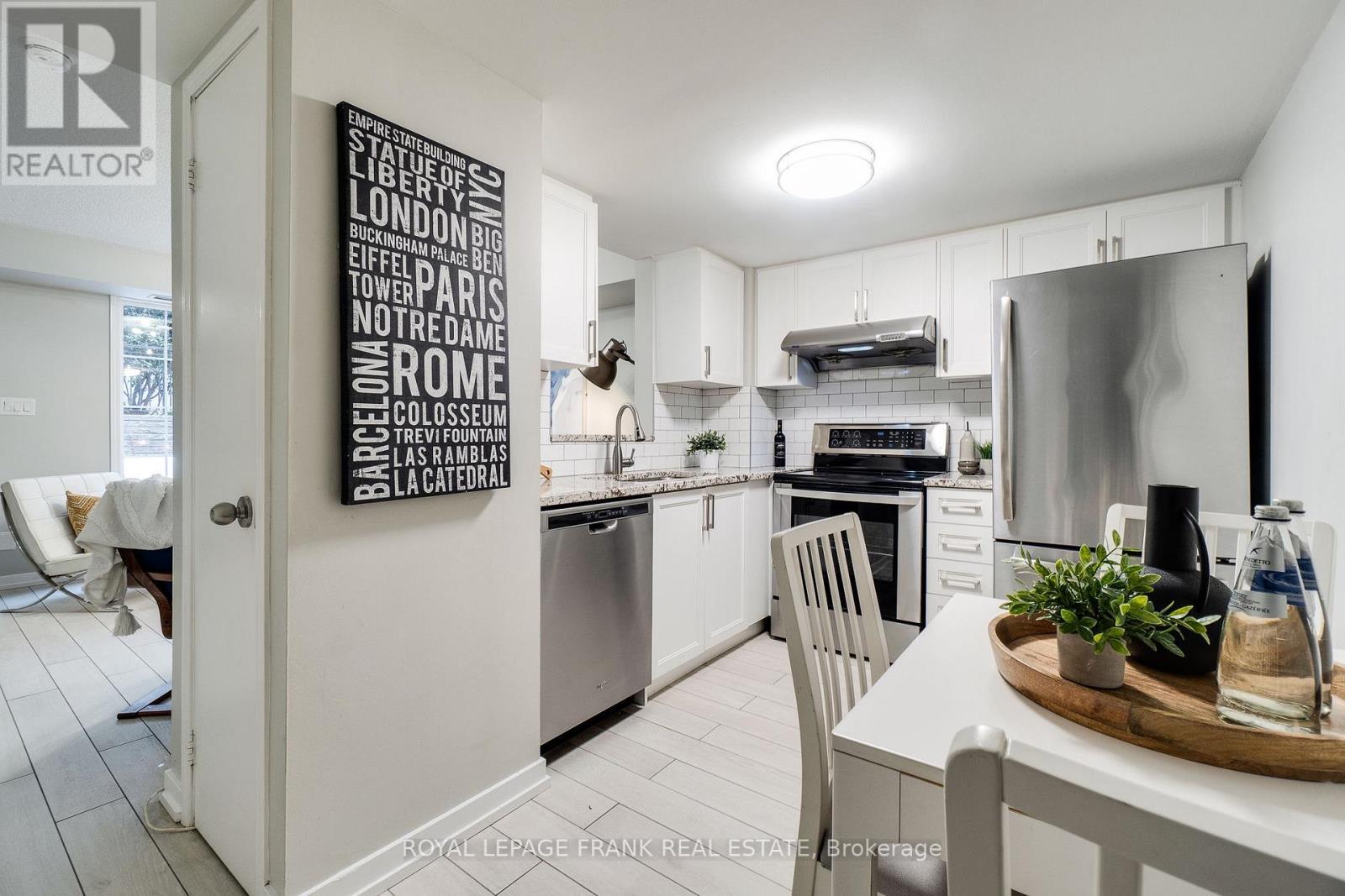 












121 - 70 DOURO STREET

,
Toronto (Niagara),




Ontario
M6K3N4

