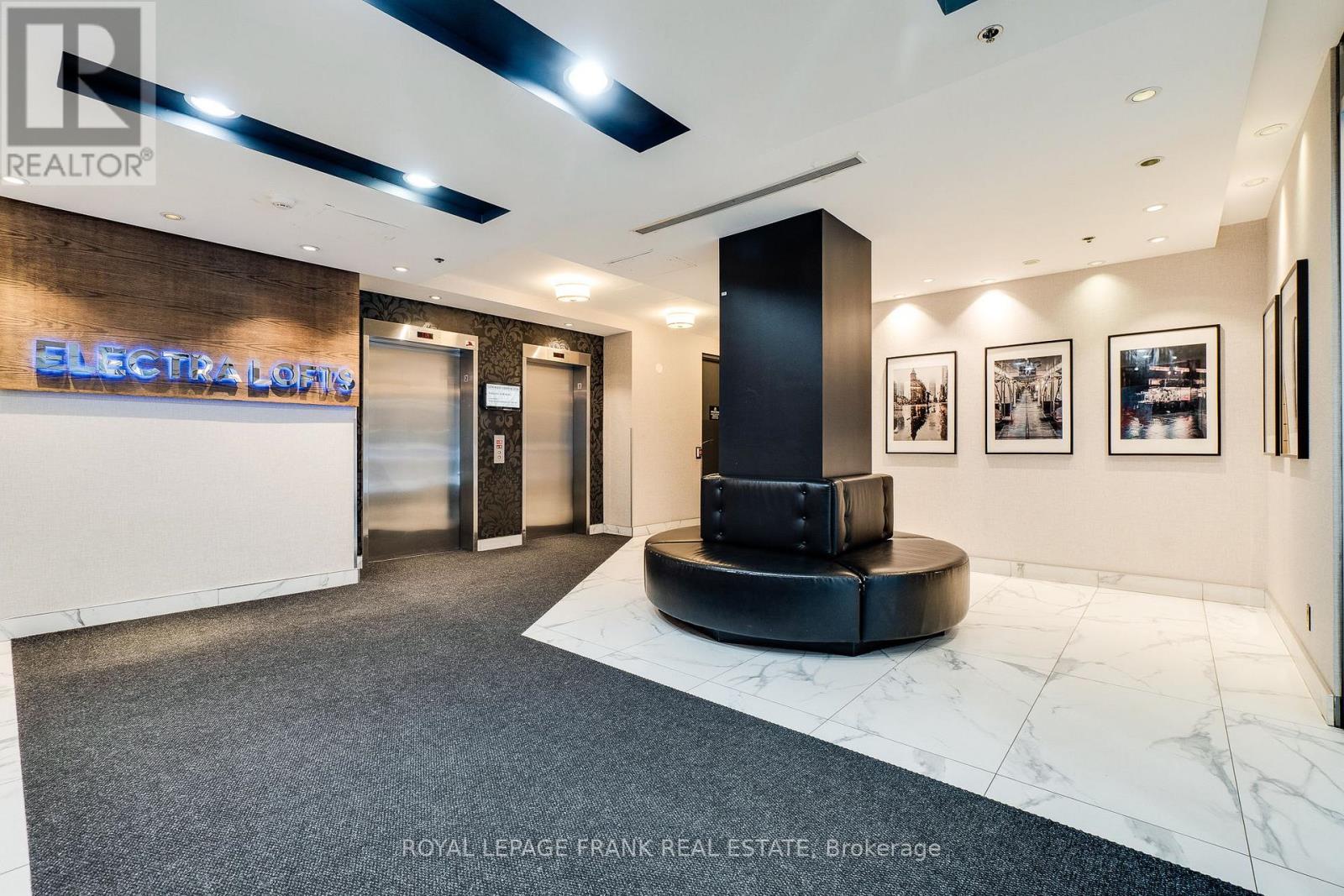 












121 - 70 DOURO STREET

,
Toronto (Niagara),




Ontario
M6K3N4

