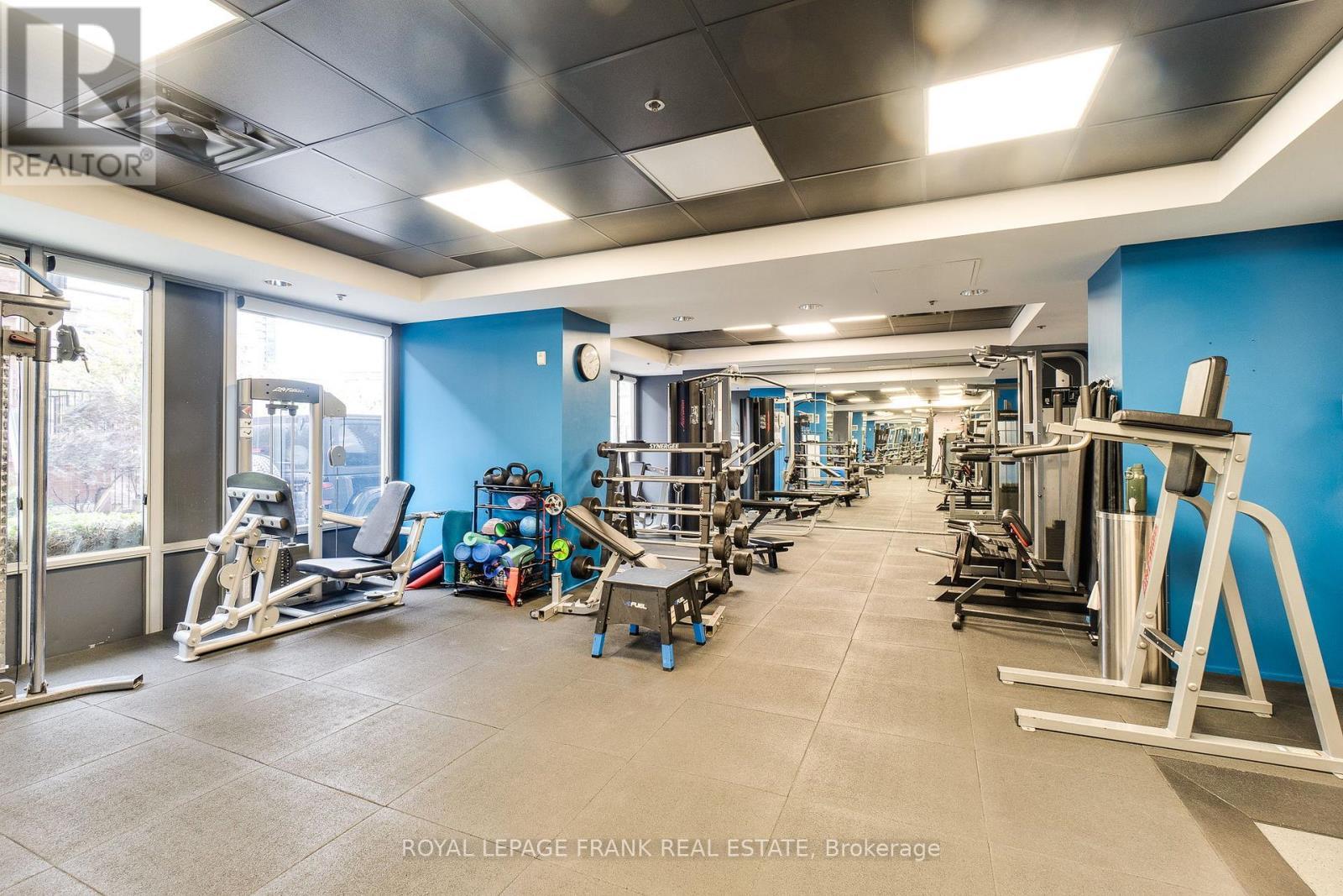 












121 - 70 DOURO STREET

,
Toronto (Niagara),




Ontario
M6K3N4

