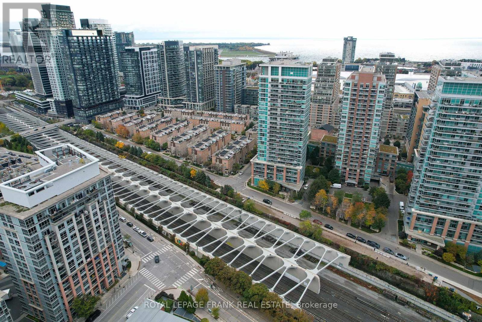 












121 - 70 DOURO STREET

,
Toronto (Niagara),




Ontario
M6K3N4

