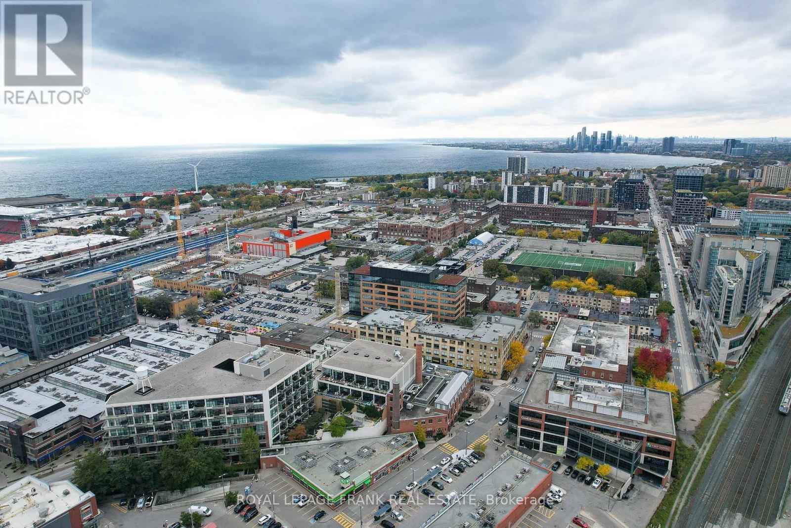 












121 - 70 DOURO STREET

,
Toronto (Niagara),




Ontario
M6K3N4

