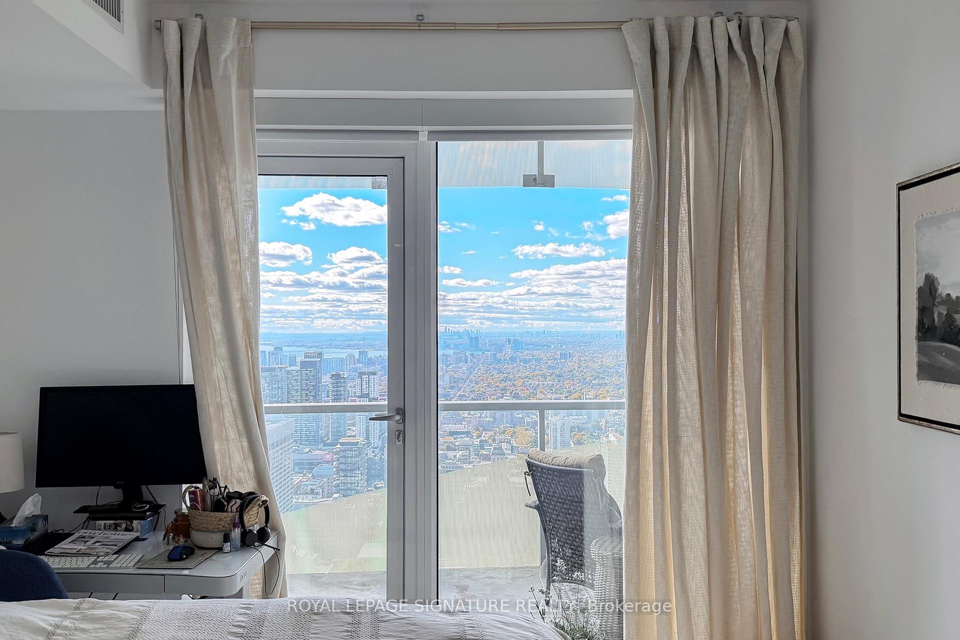 









197


Yonge

Street, 5811,
Toronto,




ON
M5B 0C1

