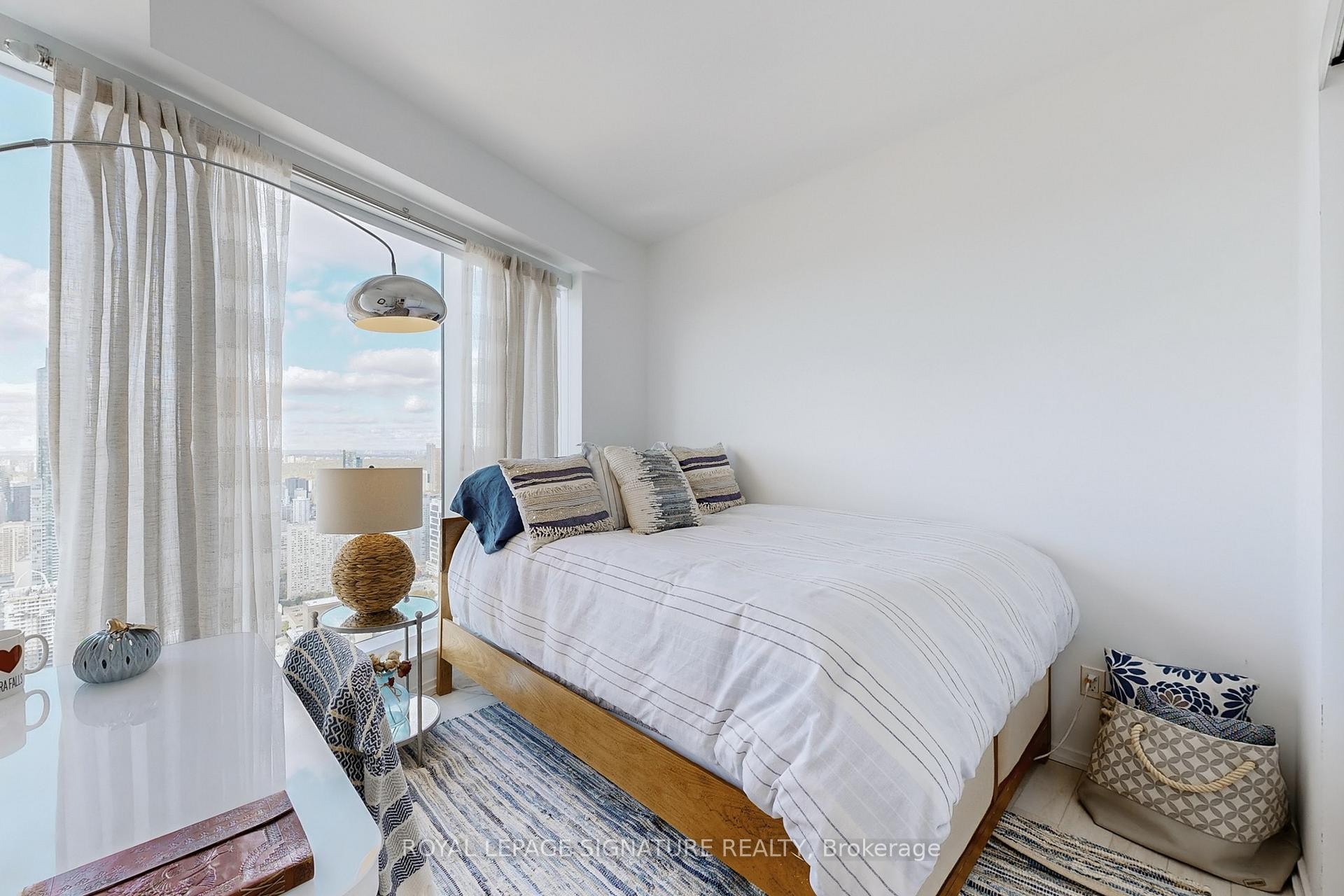 









197


Yonge

Street, 5811,
Toronto,




ON
M5B 0C1

