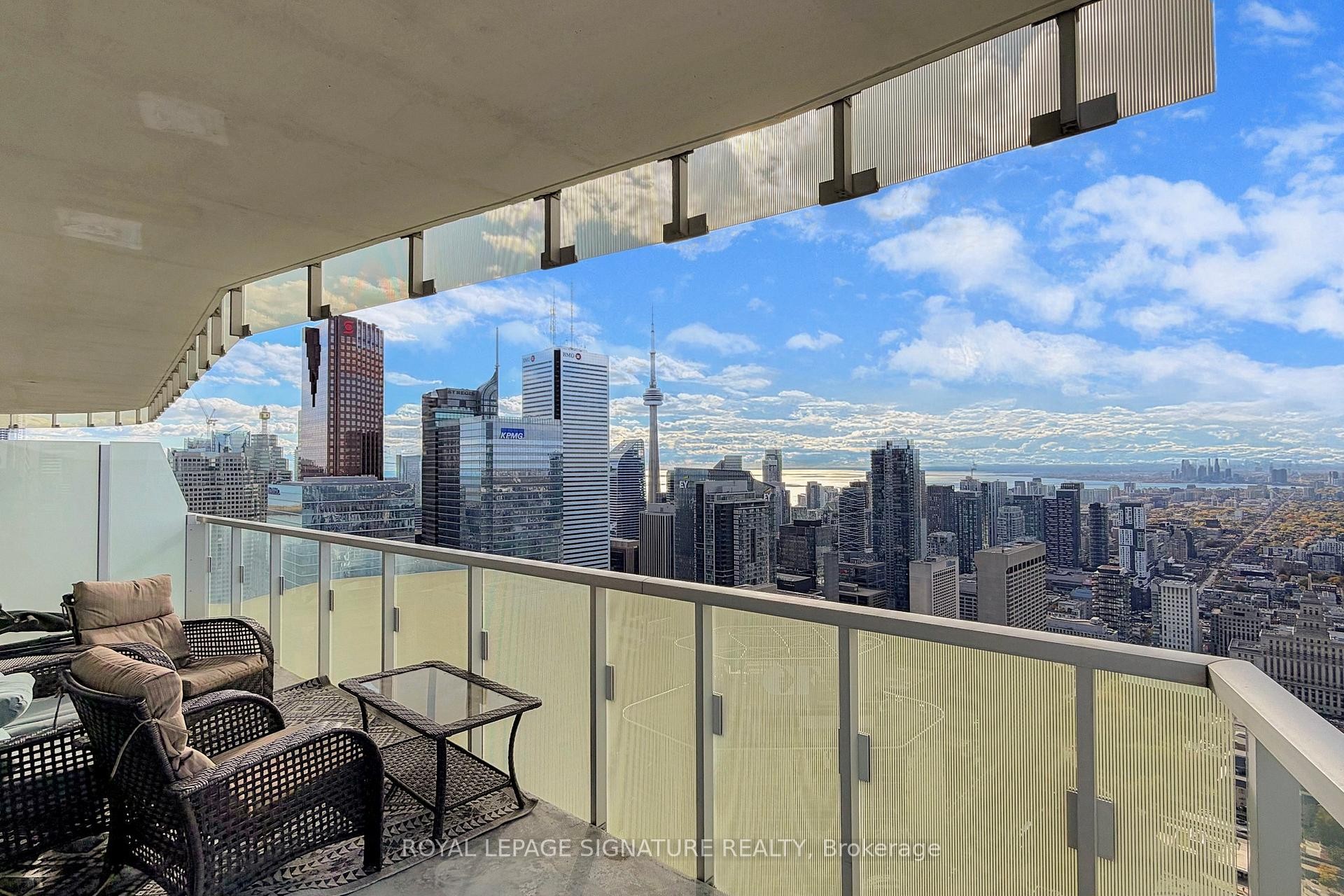 









197


Yonge

Street, 5811,
Toronto,




ON
M5B 0C1

