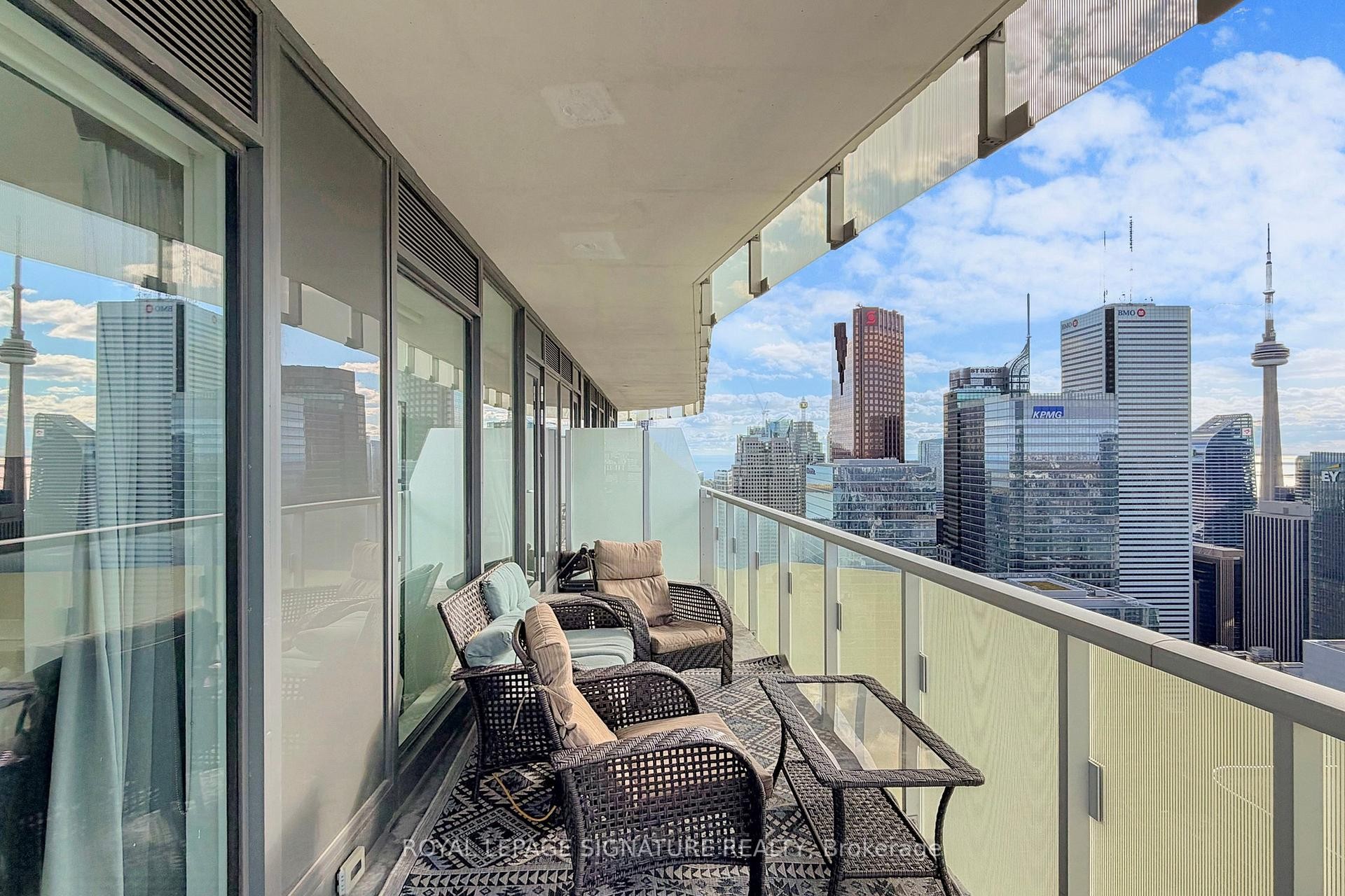 









197


Yonge

Street, 5811,
Toronto,




ON
M5B 0C1

