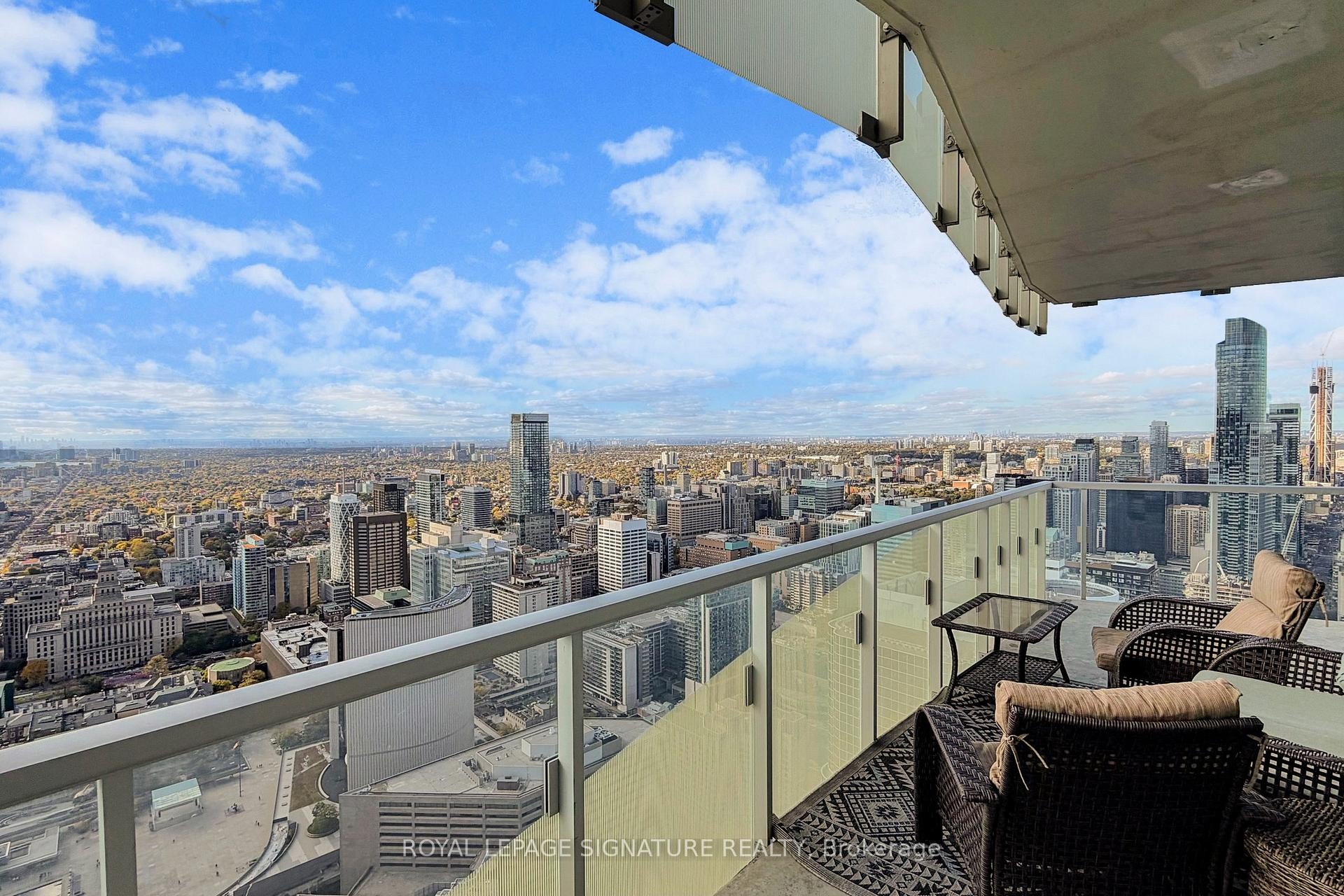 









197


Yonge

Street, 5811,
Toronto,




ON
M5B 0C1

