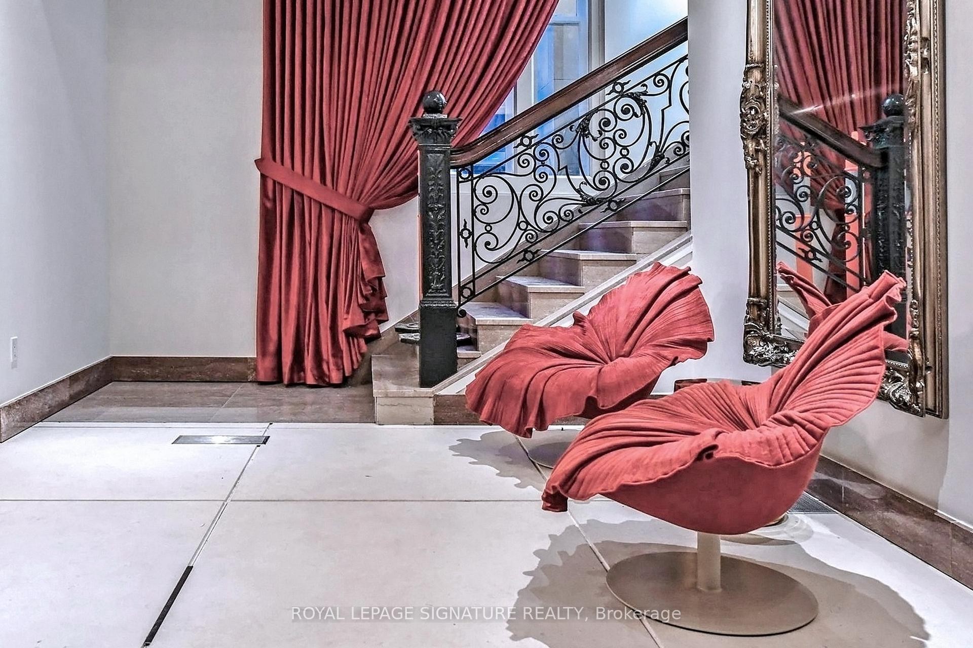 









197


Yonge

Street, 5811,
Toronto,




ON
M5B 0C1

