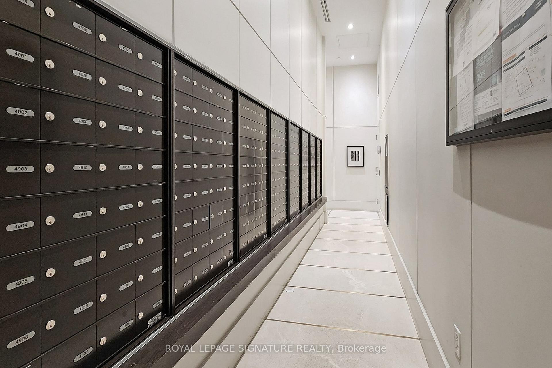 









197


Yonge

Street, 5811,
Toronto,




ON
M5B 0C1

