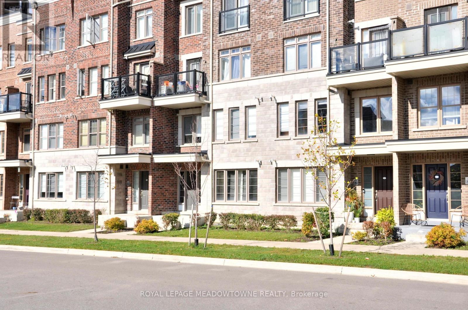 












251 - 60 PARROTTA DRIVE

,
Toronto,




Ontario
M9M0E5

