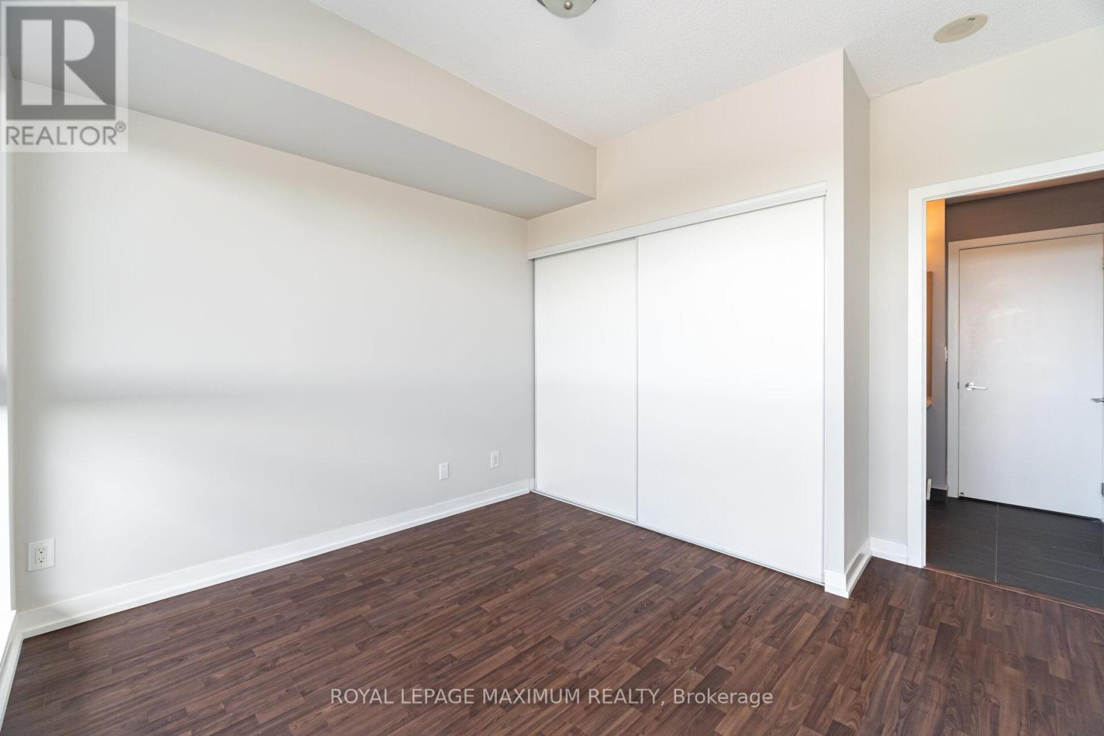 












511 - 5101 DUNDAS STREET W

,
Toronto,




Ontario
M9A5G8

