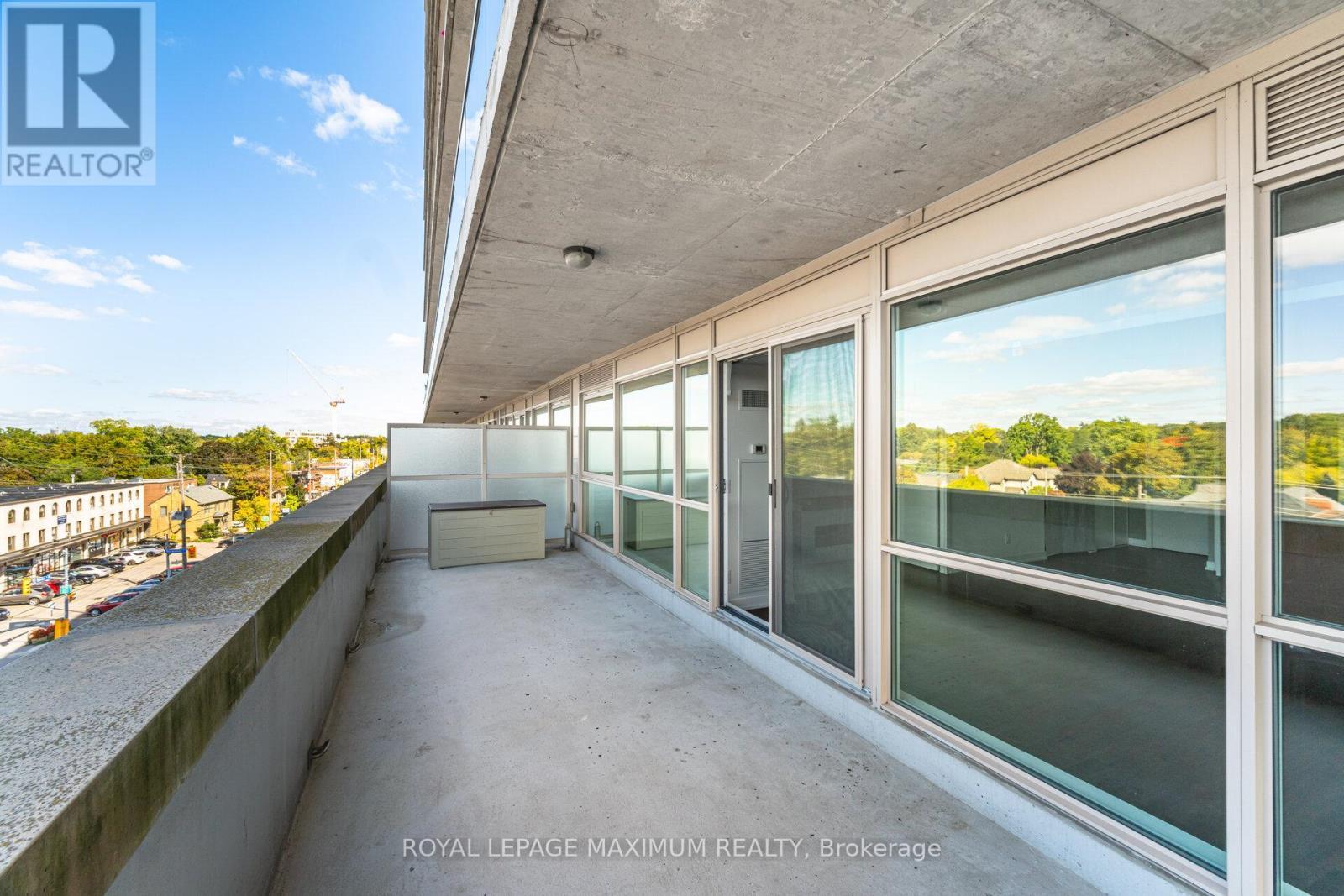 












511 - 5101 DUNDAS STREET W

,
Toronto,




Ontario
M9A5G8

