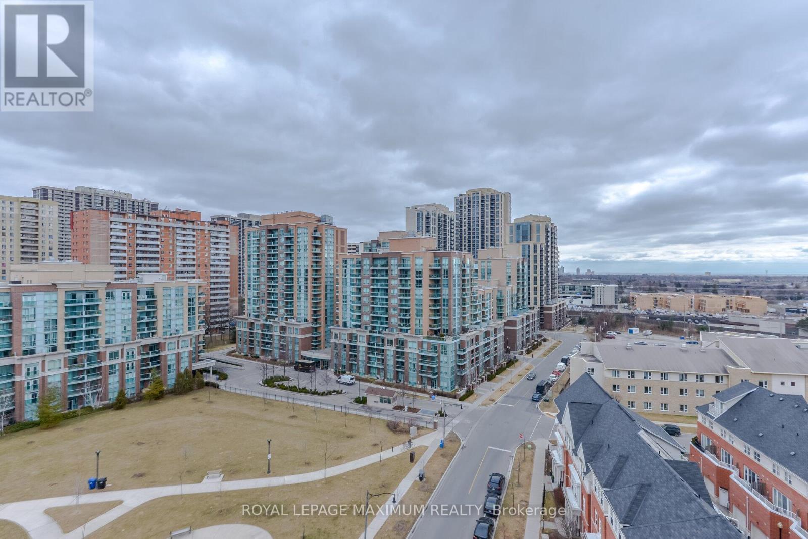 












511 - 5101 DUNDAS STREET W

,
Toronto,




Ontario
M9A5G8

