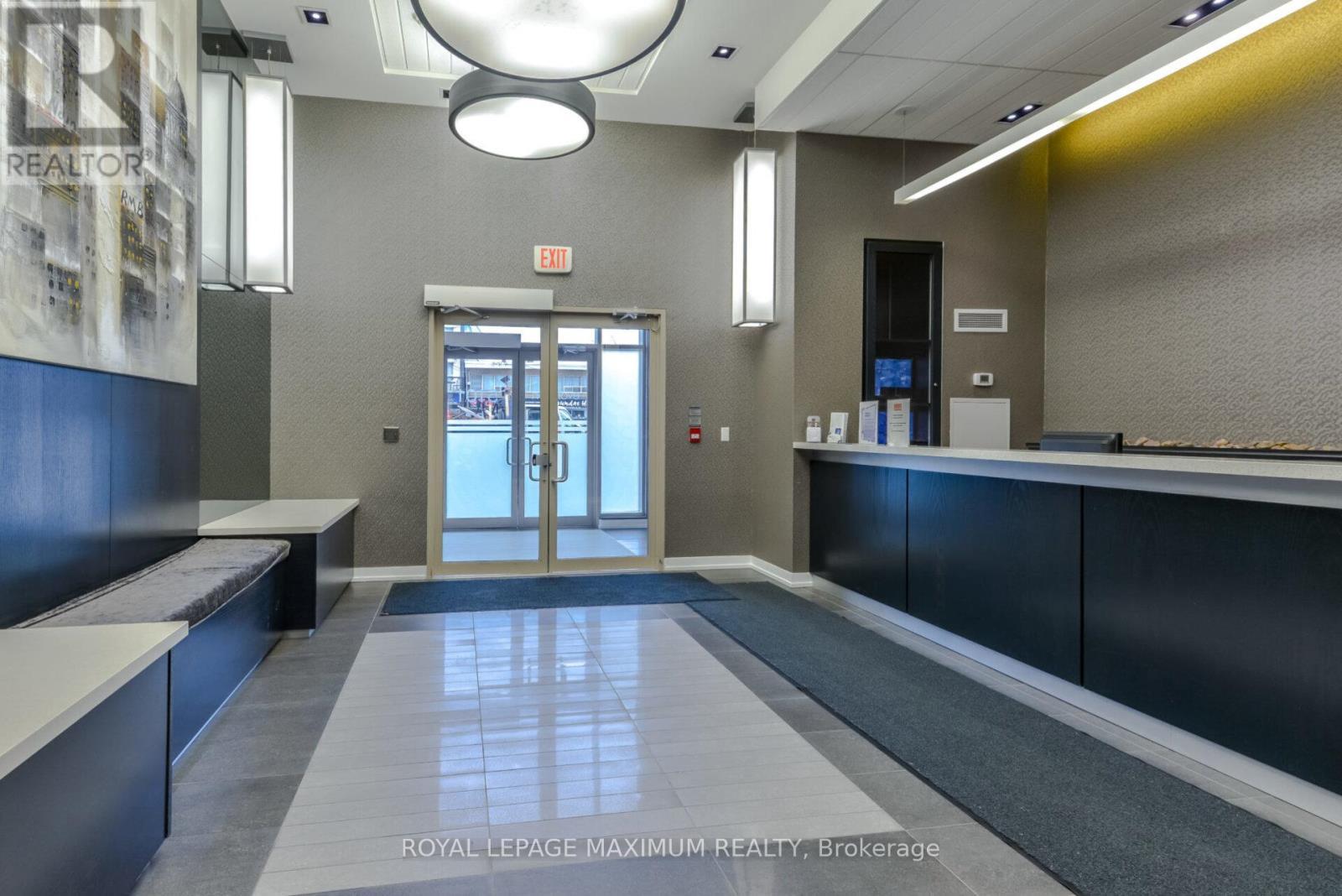 












511 - 5101 DUNDAS STREET W

,
Toronto,




Ontario
M9A5G8

