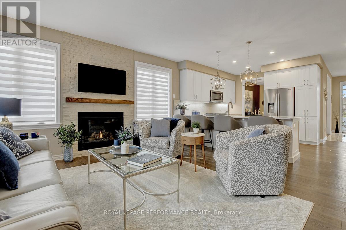 












104 YORK CROSSING

,
Russell,




Ontario
K4R1C5

