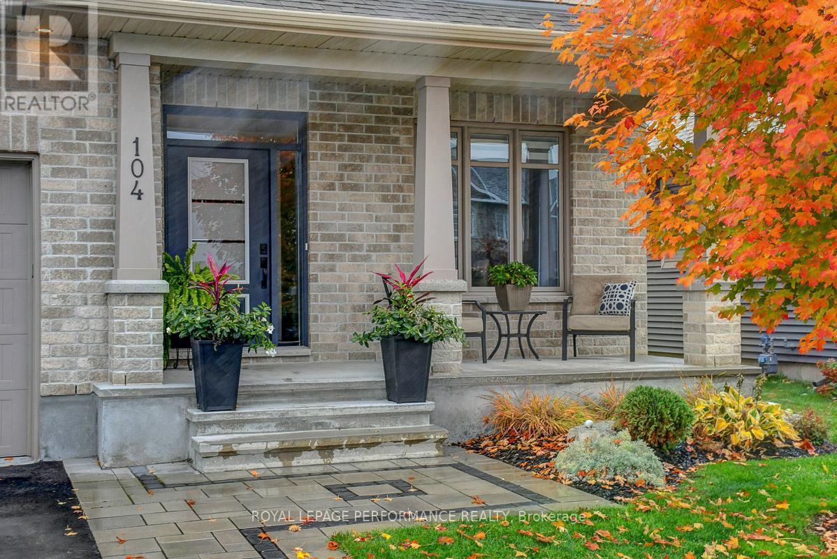 












104 YORK CROSSING

,
Russell,




Ontario
K4R1C5

