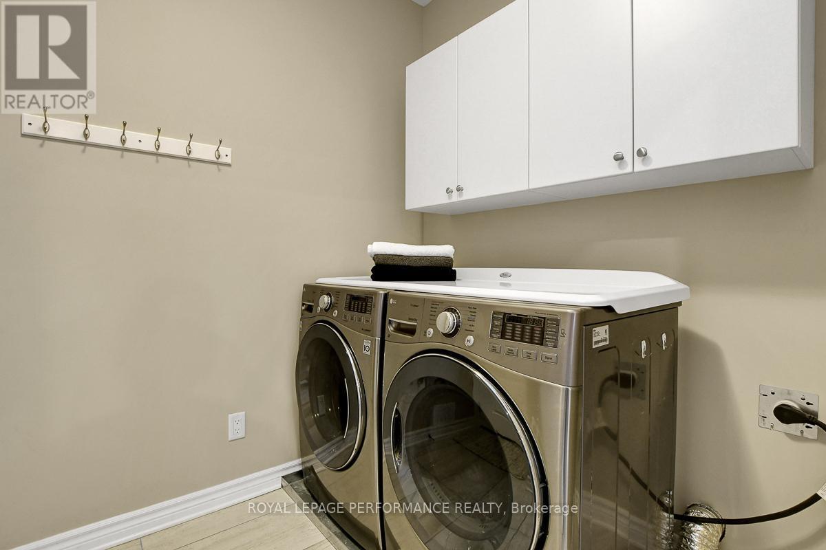 












104 YORK CROSSING

,
Russell,




Ontario
K4R1C5

