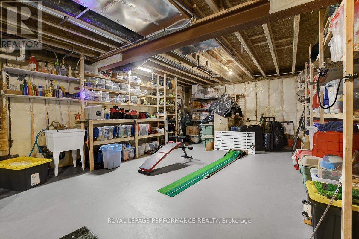 












104 YORK CROSSING

,
Russell,




Ontario
K4R1C5

