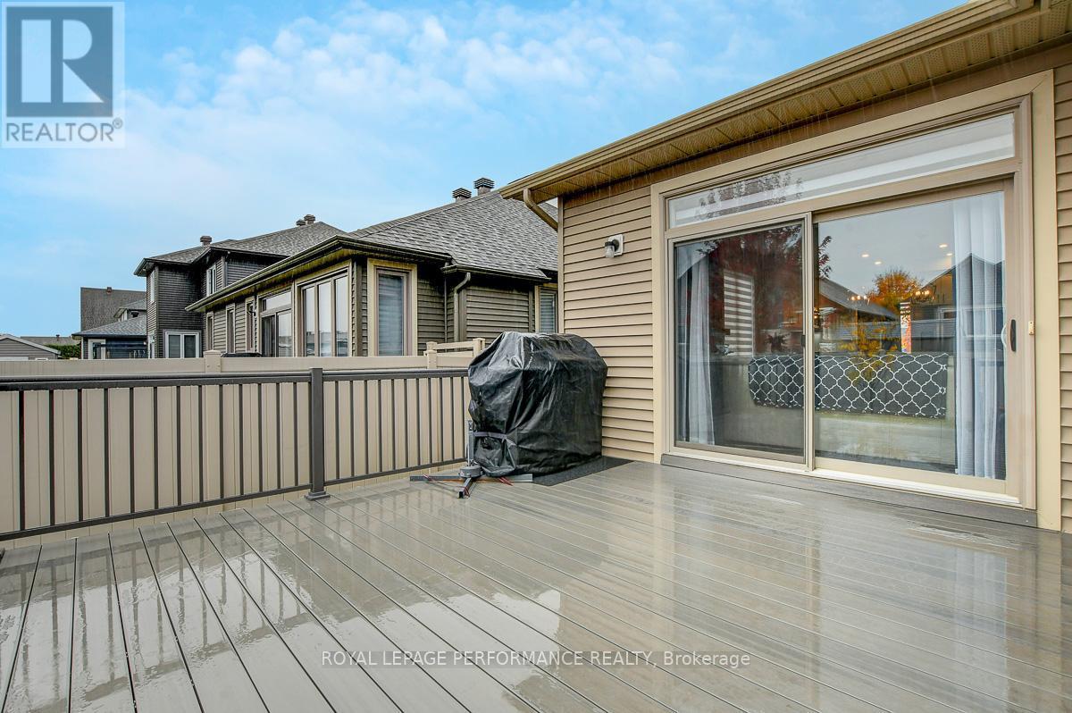 












104 YORK CROSSING

,
Russell,




Ontario
K4R1C5

