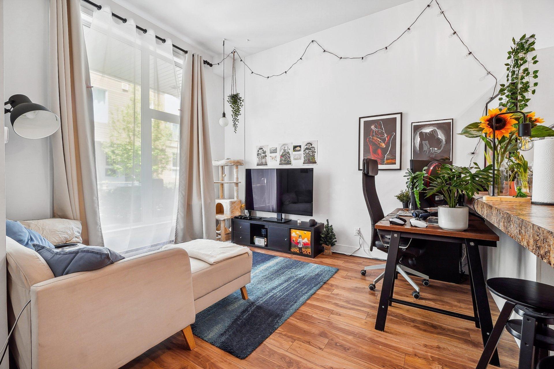 









4755


Av. Papineau

, 103,
Montréal (Le Plateau-Mont-Royal),




QC
H2H1V4

